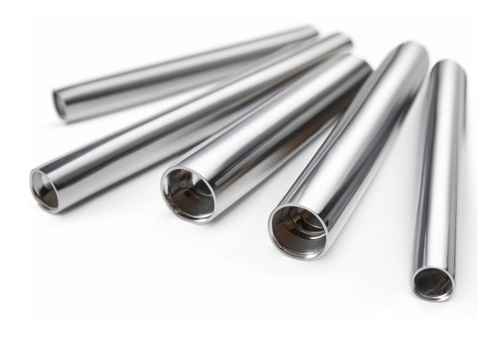 Металлические отопительные трубы